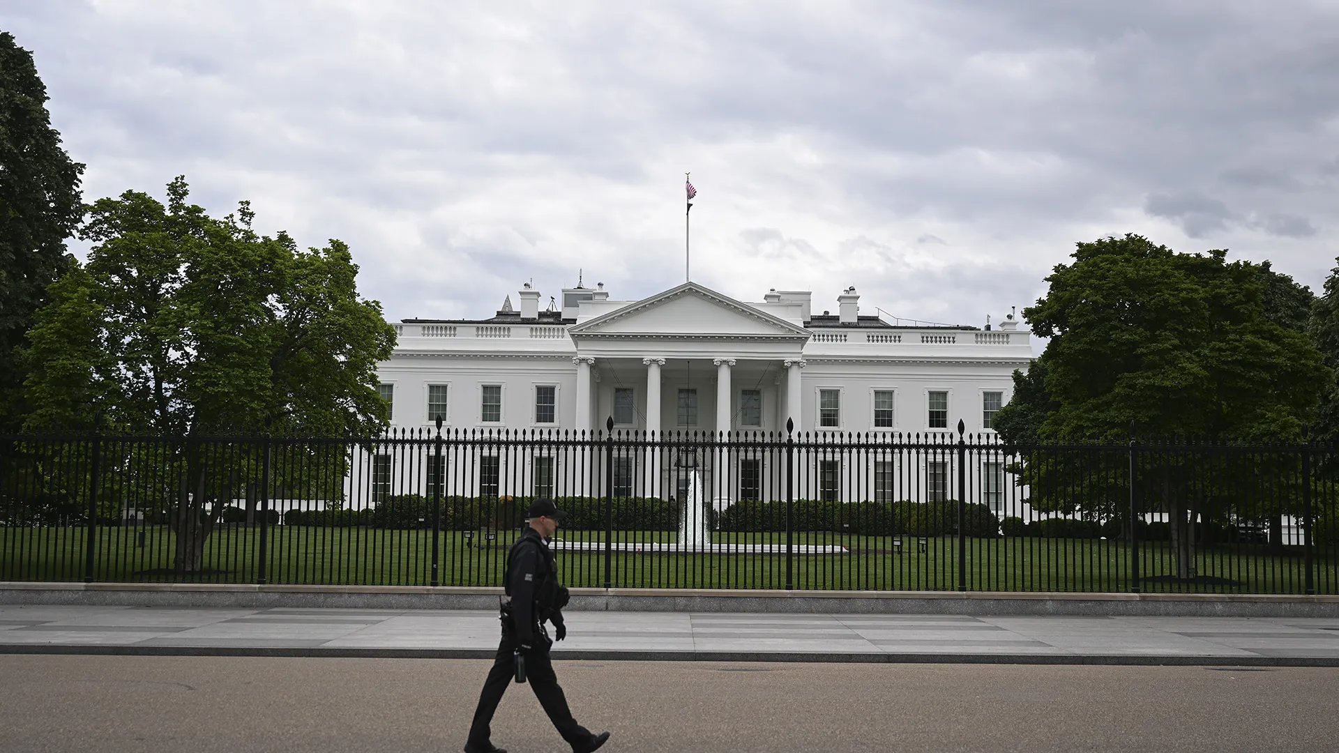 Fake 911 Call at the White House: A Dangerous Hoax Unveiled