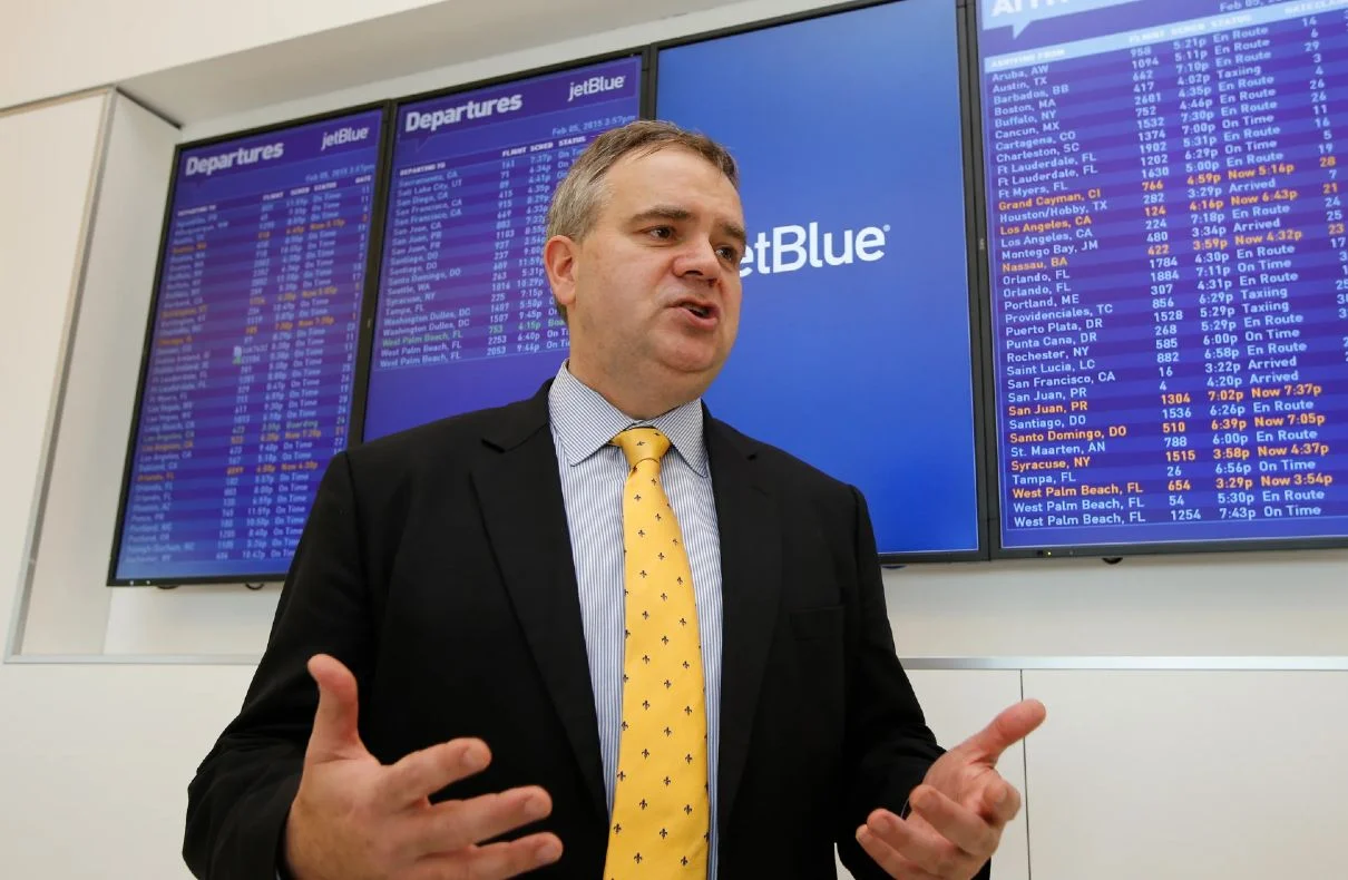 JetBlue Chief Executive Robin Hayes Announces Retirement
