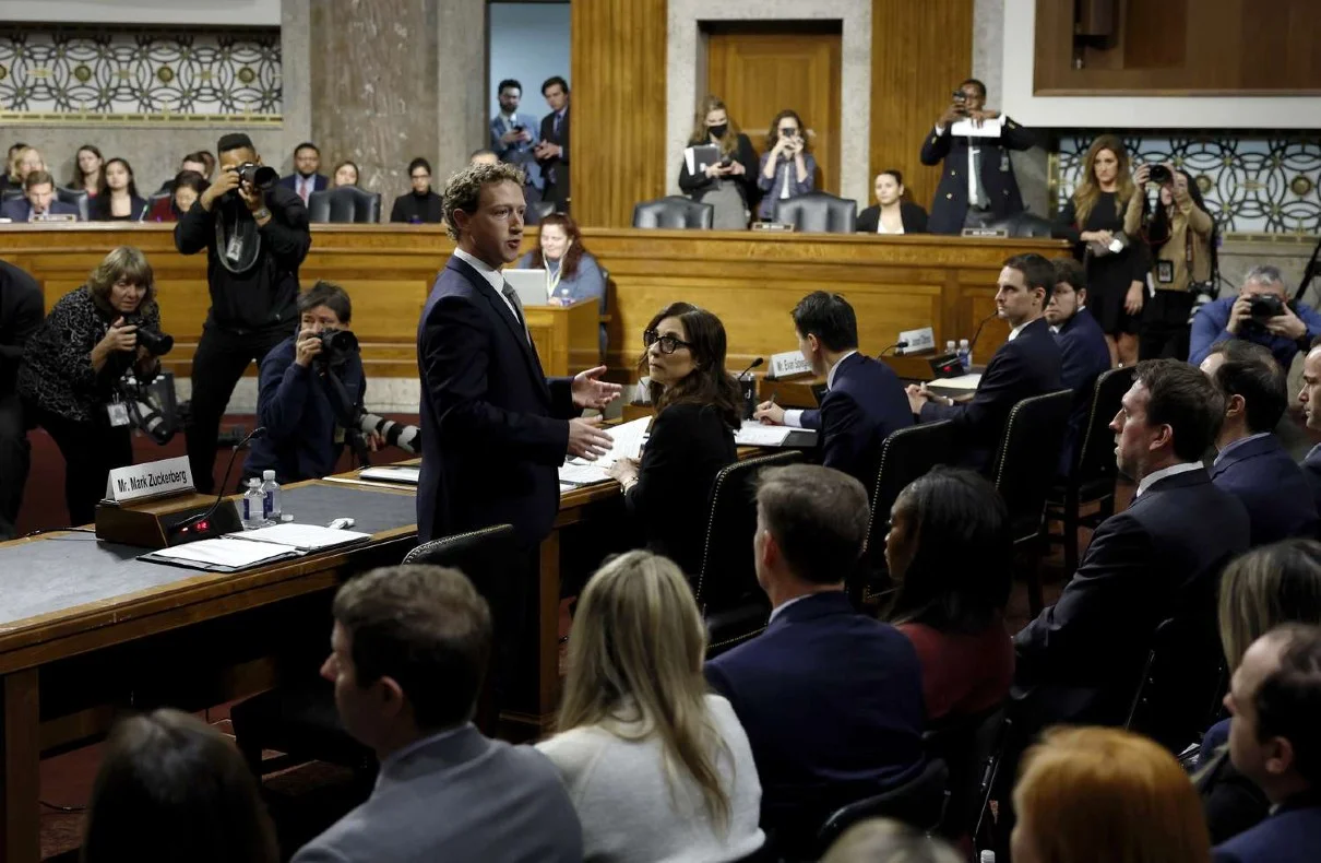 Mark Zuckerberg's Emotional Apology To Families - Senate Hearing