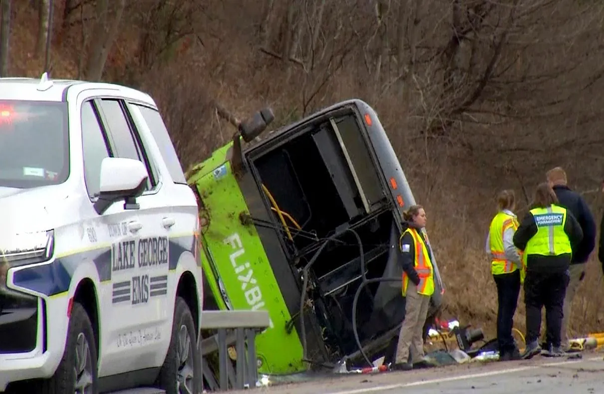 One Killed and Multiple Injuries as Tour Bus Rolls Over in Upstate New York