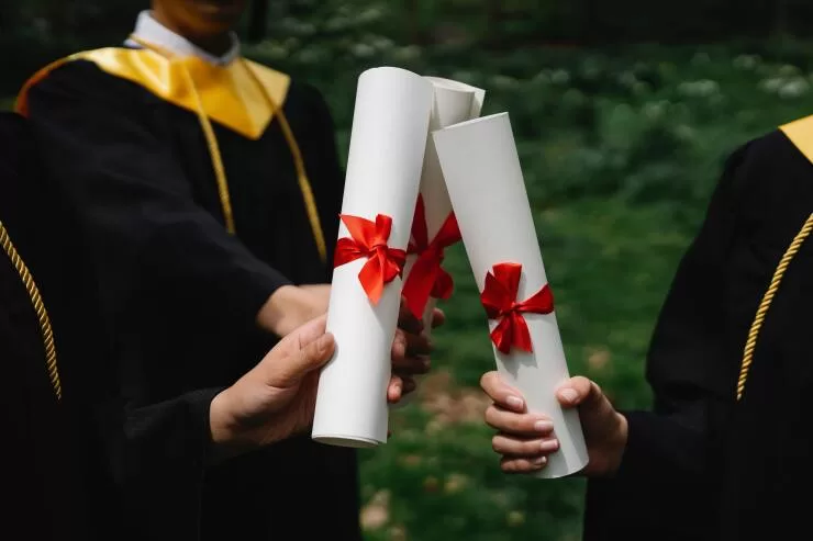 Biden Announces Early Student Loans for Borrowers