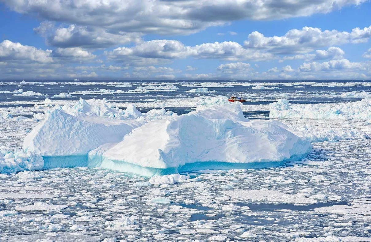 Greenland Ice Sheet Melting Turns Country Into A Green Paradise