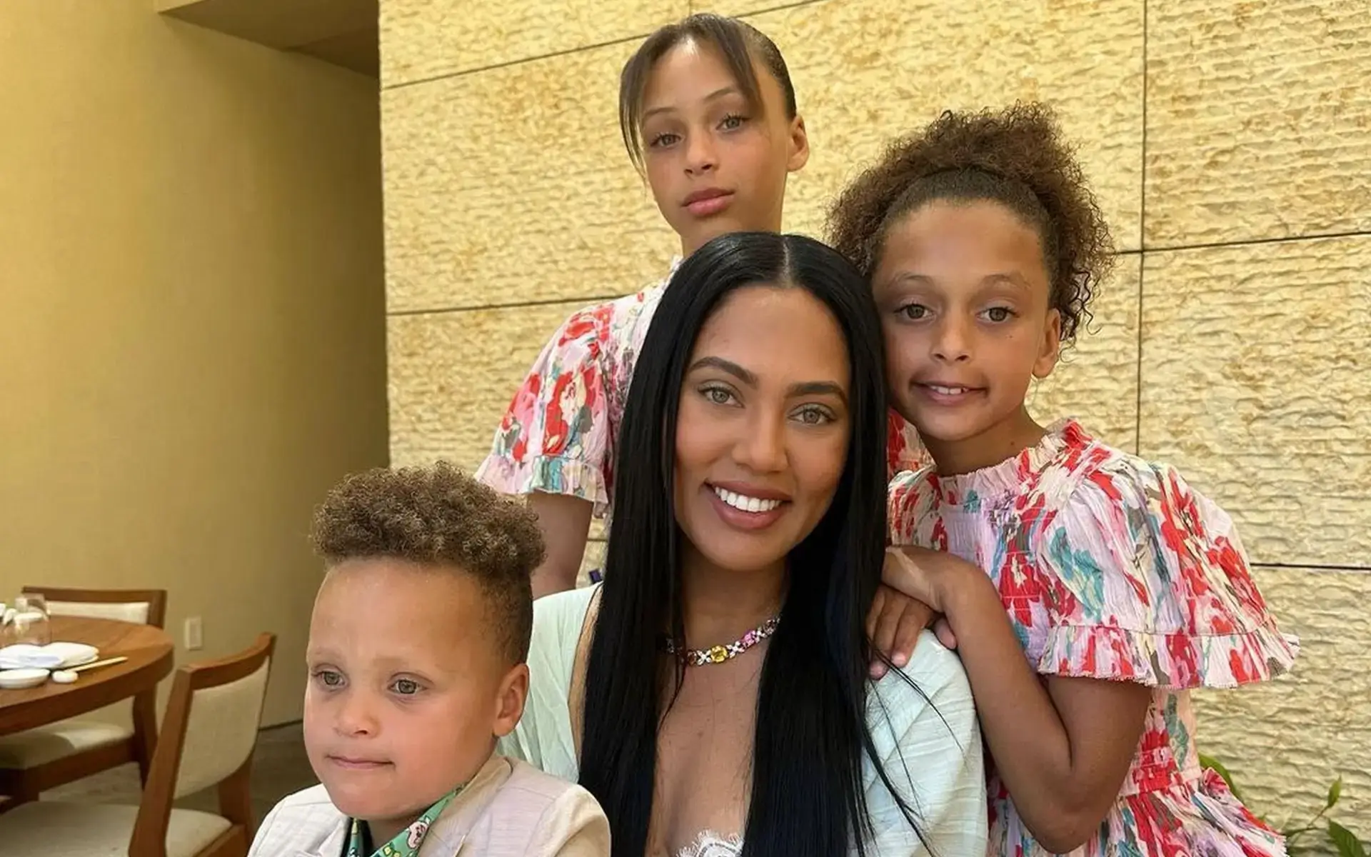 Ayesha Curry With Children